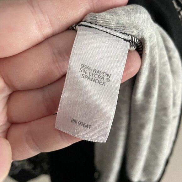 J Jill Wearever Collection Women L Black/Tan Floral Shark Bite Hem Shift Dress - Picture 7 of 9